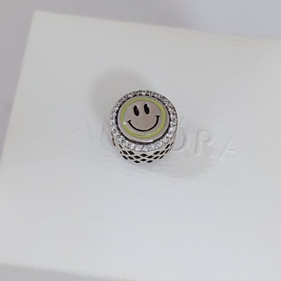 Pandora Smile Bead Charm Speechless Resignedly “ He He ” Pendant S925 Silver - Picture 5 of 5